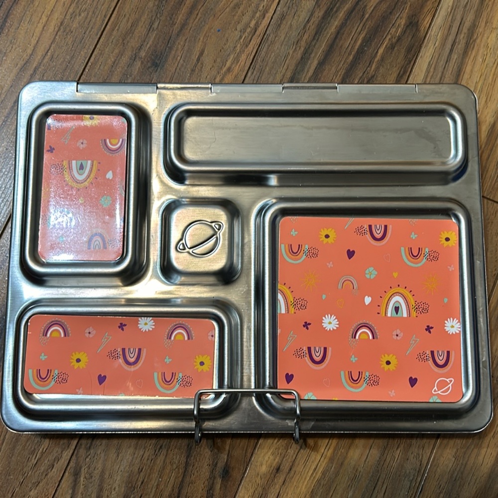 Like new Planet Box Lunch kit and container